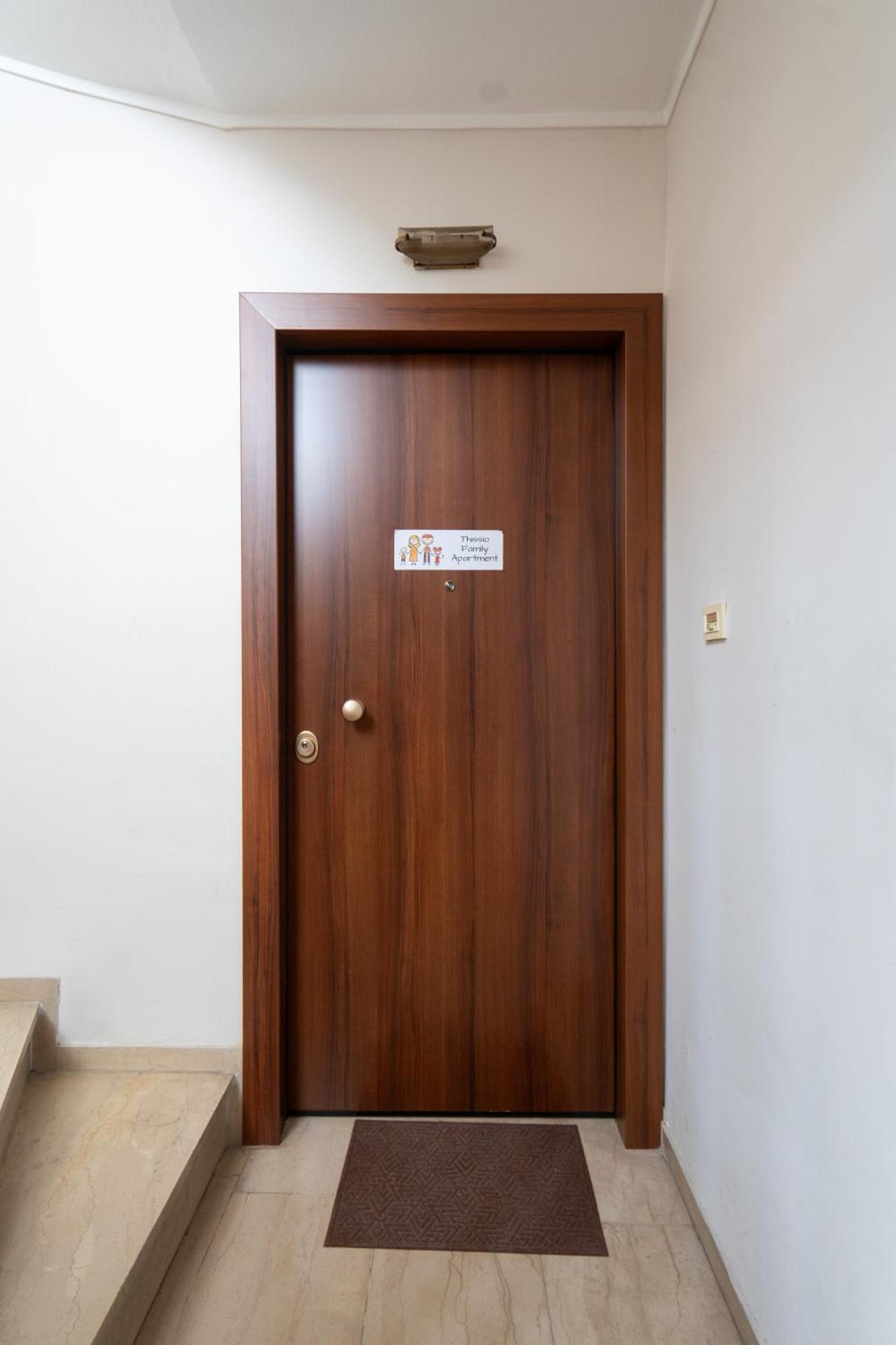Thissio Family Apartment أثينا المظهر الخارجي الصورة